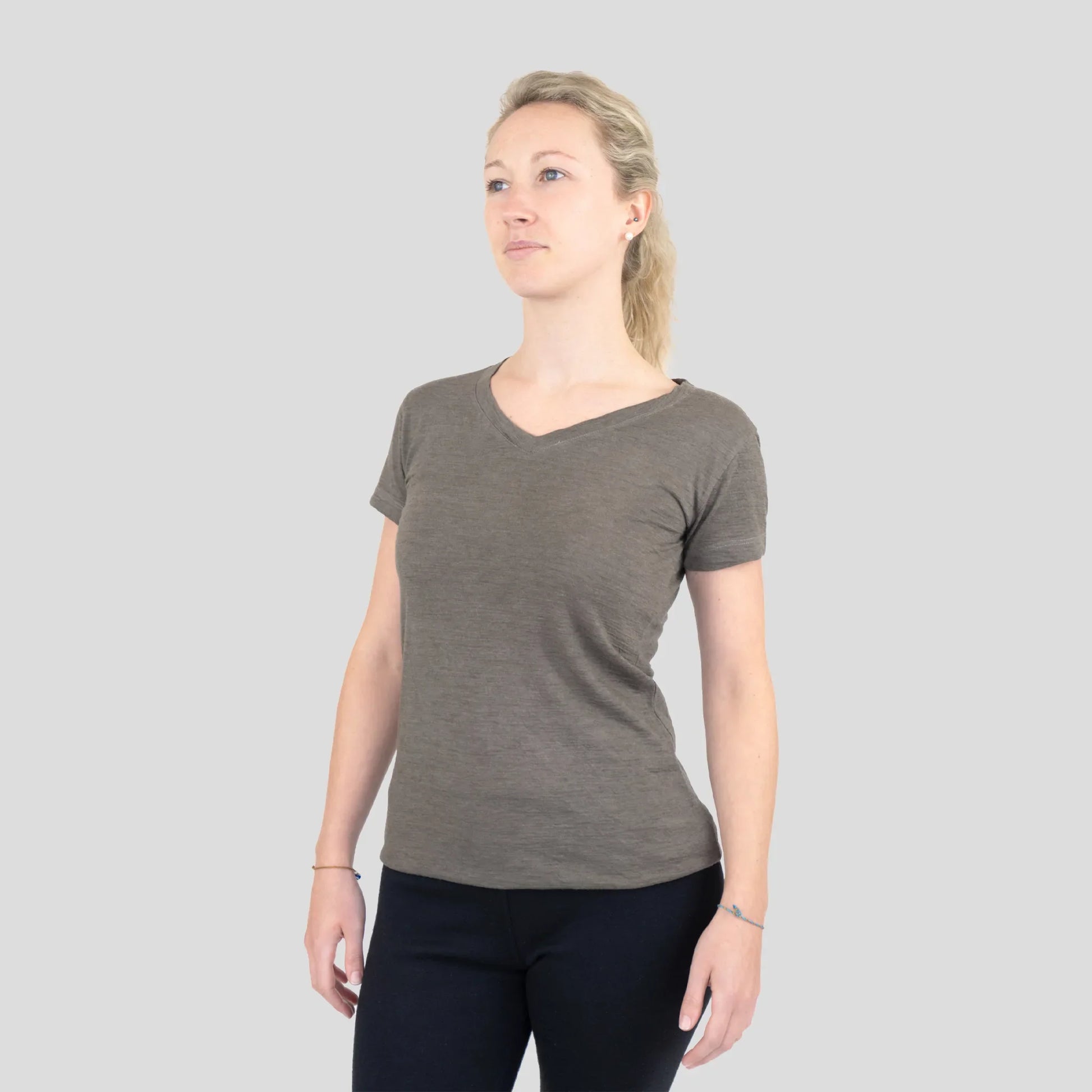 Women's Alpaca Wool T-Shirt: 160 Ultralight V-Neck color Natural Natural Gray