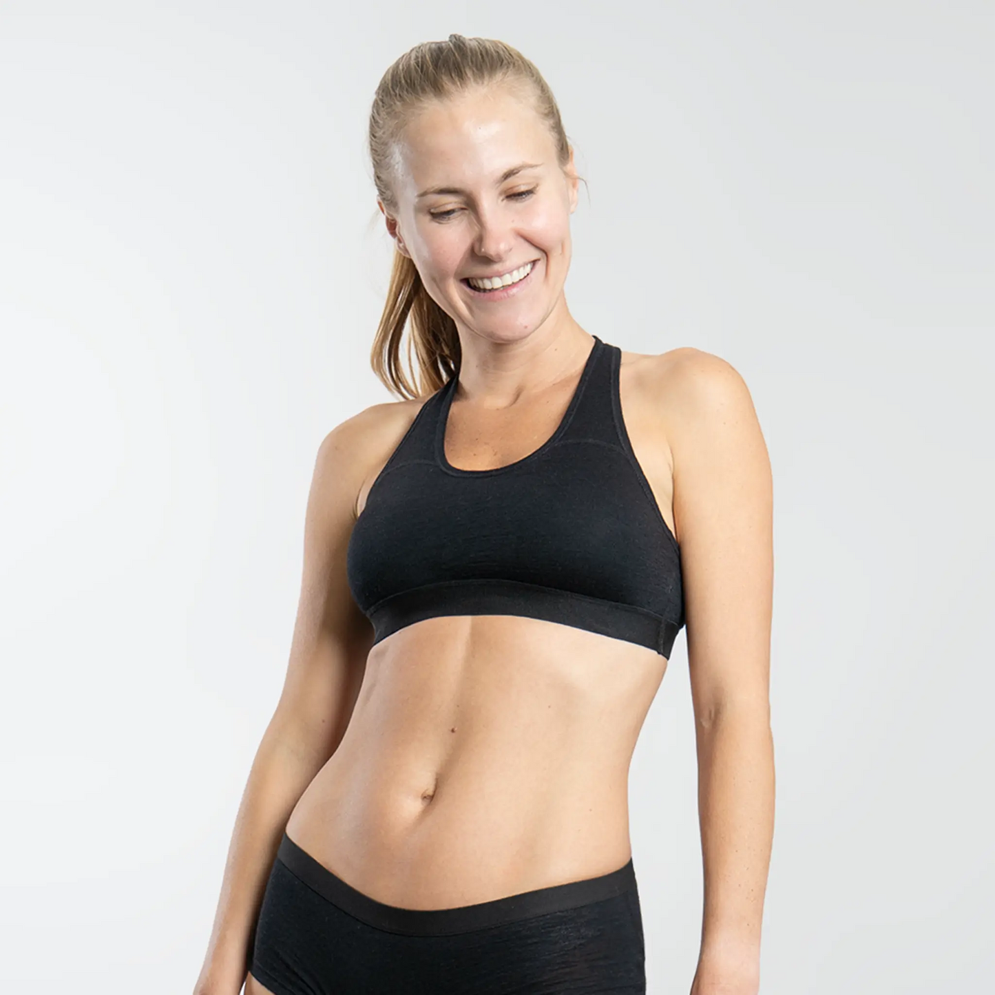  womens sweat wicking sports bra ultralight color black